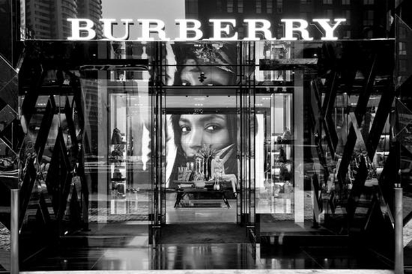 MN AT0011 英国 England BURBERRY LONDON 大赤字特価 - dcsh.xoc.uam.mx