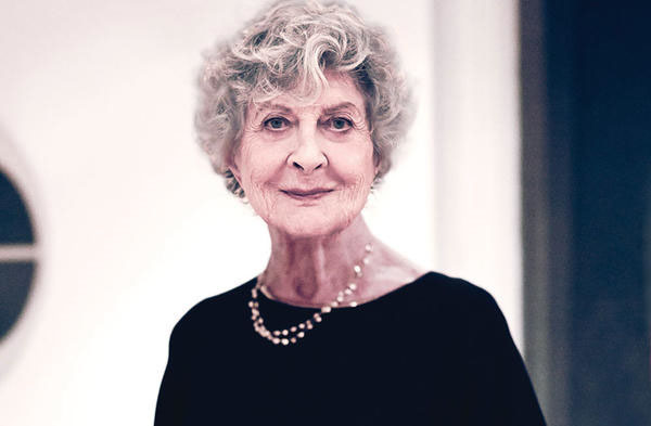  Joan Burstein