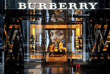 Burberry集团6年来业绩最差