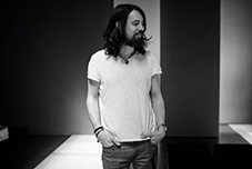 Alessandro Michele 荣获英国时尚大奖2015年度国际设计师称号